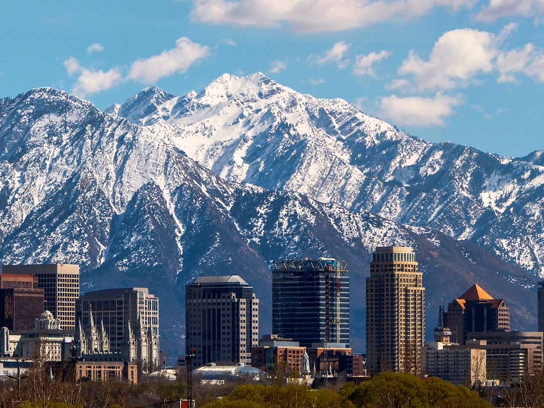 Salt Lake City view with mountains in the background